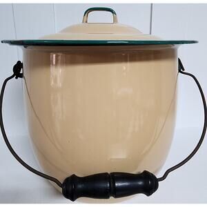 Vintage Tan & Green Enamel Pot Billy Can w/ Lid 9.5" Rim Camping Kitchen Decor
